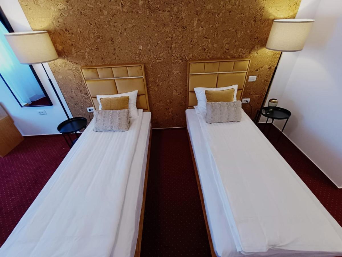 Aparthotel Bucharest Airport Accomodation Otopeni Exterior foto