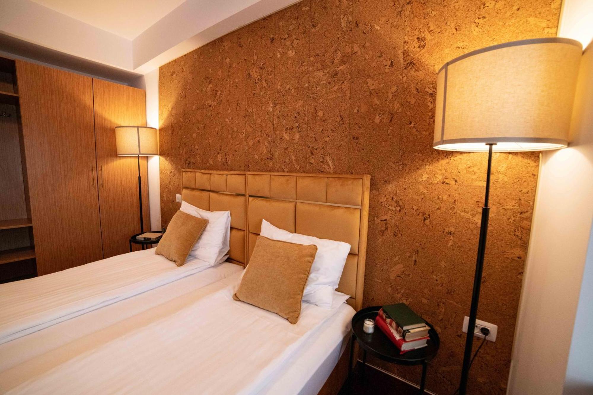 Aparthotel Bucharest Airport Accomodation Otopeni Exterior foto