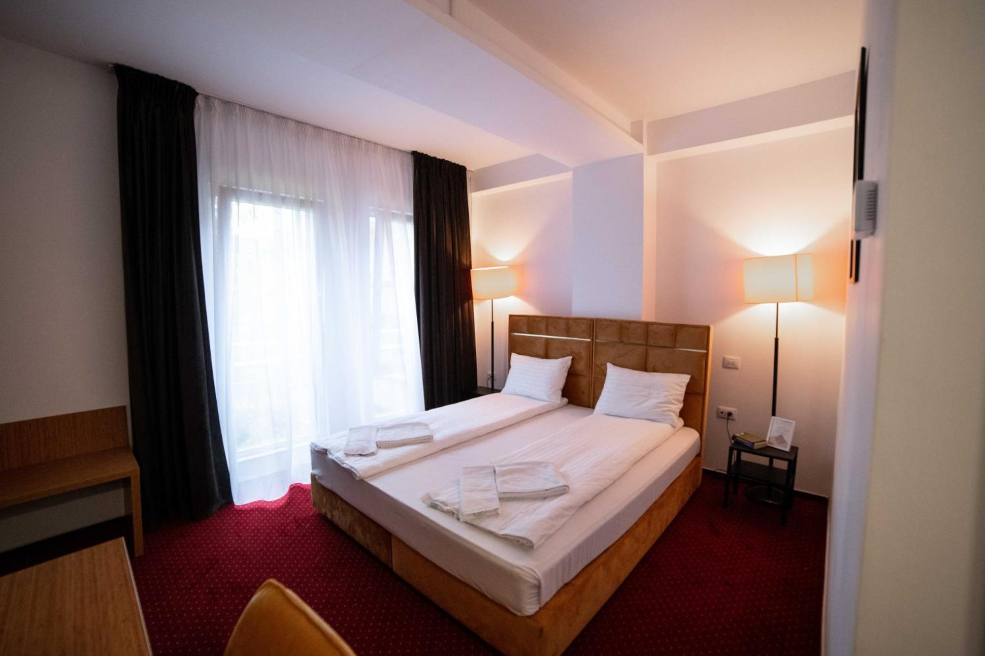 Aparthotel Bucharest Airport Accomodation Otopeni Exterior foto