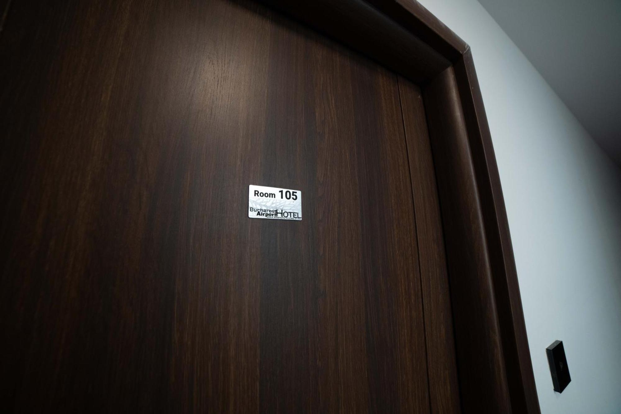 Aparthotel Bucharest Airport Accomodation Otopeni Exterior foto