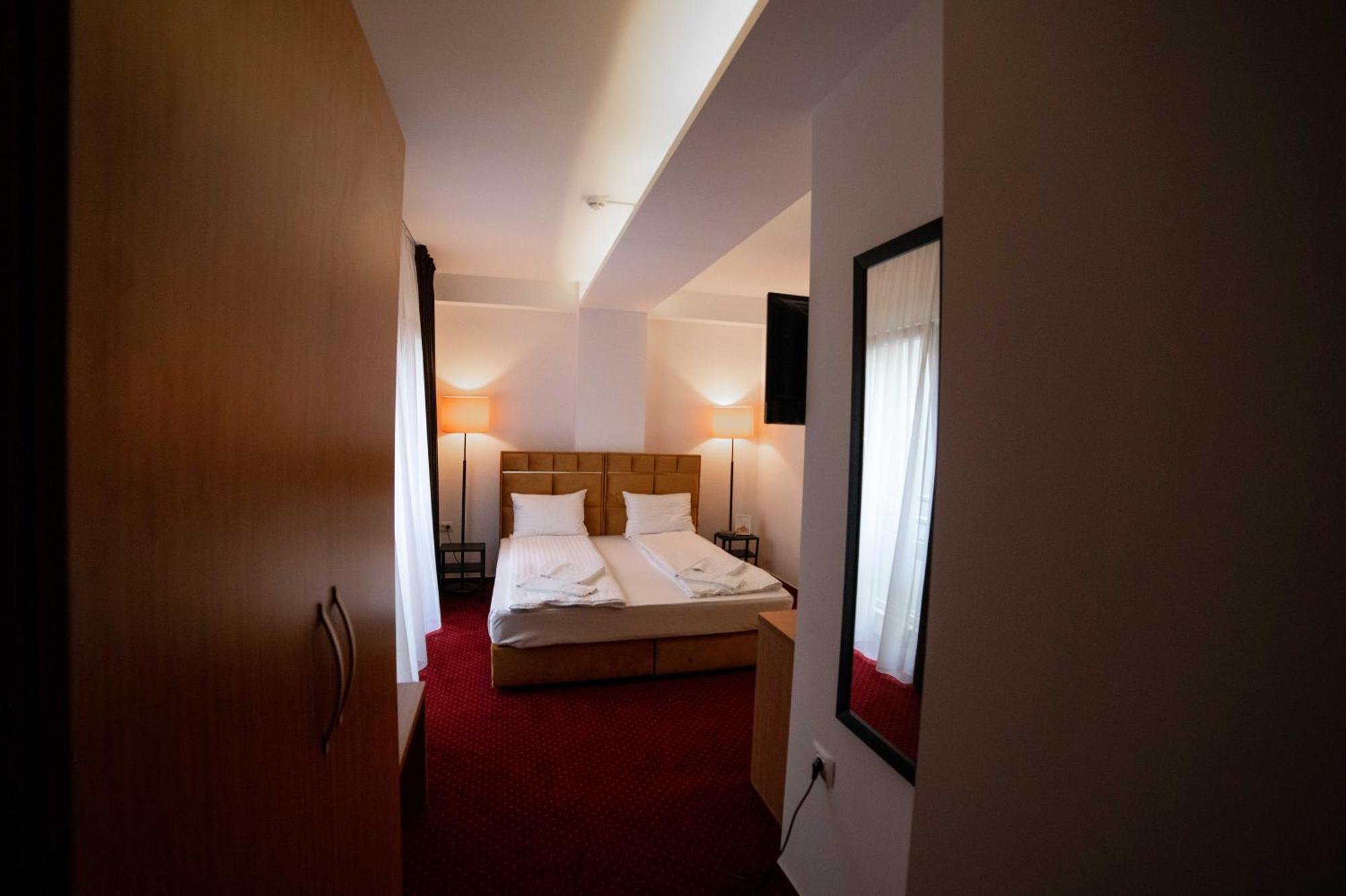 Aparthotel Bucharest Airport Accomodation Otopeni Exterior foto
